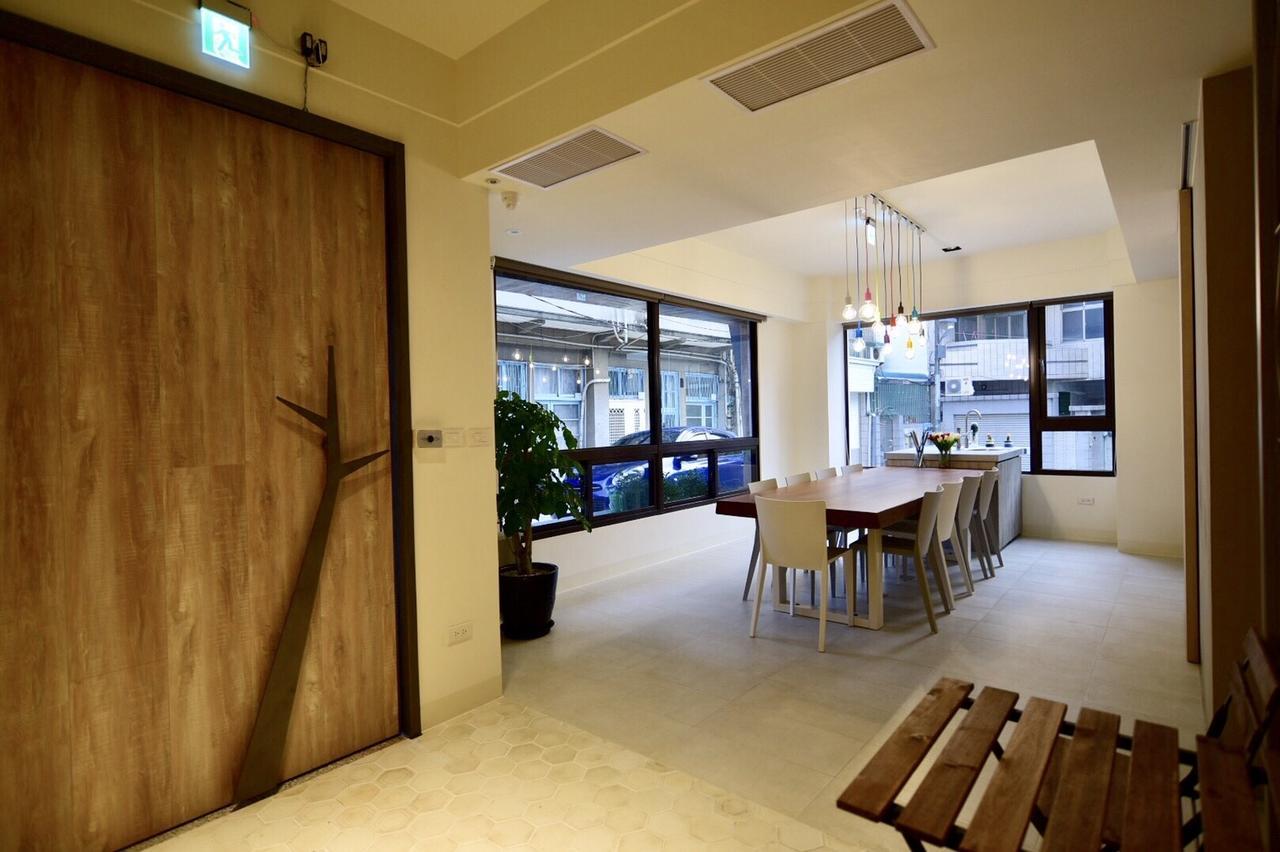 Sakagami Hotel Tainan Exterior photo